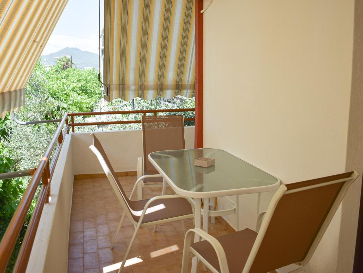 Ελαία Apartments Edipsos Exterior photo